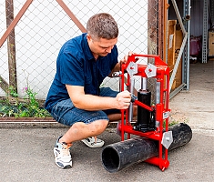 Использование передавливателя гидравлического для полиэтиленовых труб Brexit BrexPress G180, 12 т